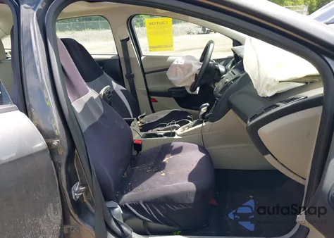 2016 Ford Focus Se из США, поврежденный, VIN 1FADP3F2XGL231994